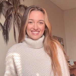 Meet your Posher, Karra